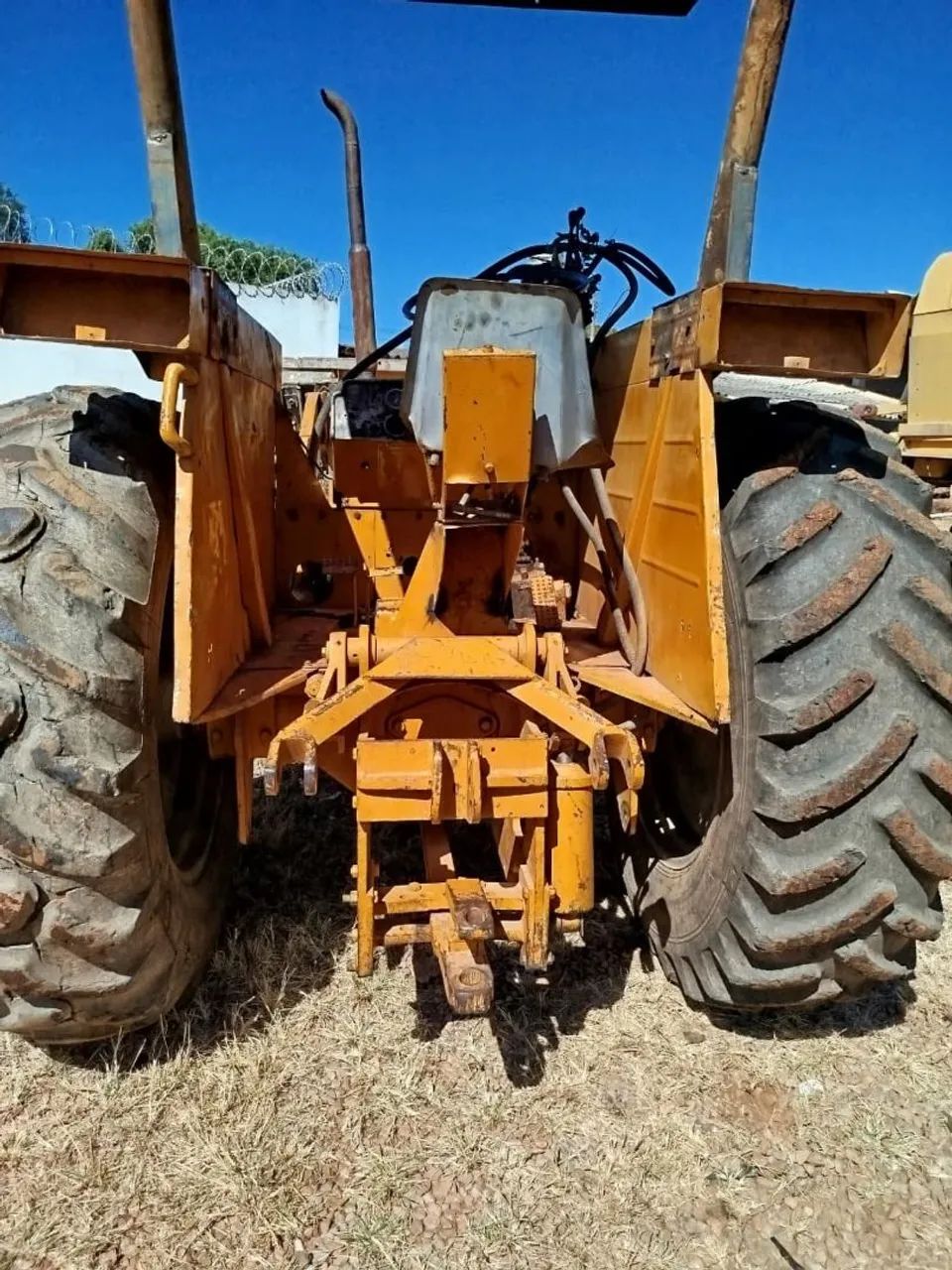 Trator CBT 2105 - Foto 3