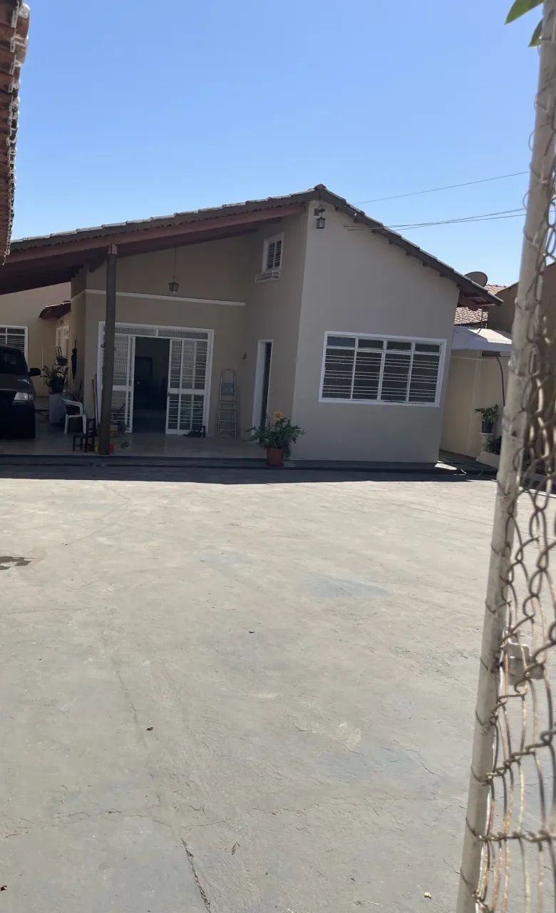 Casa 3 Quartos - Leste Universitário