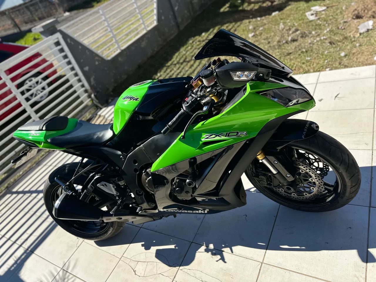 リーナベル様 Kawasaki Zx-10/ Zx-10r 1000cc 2014 - 1501364003 | OLX