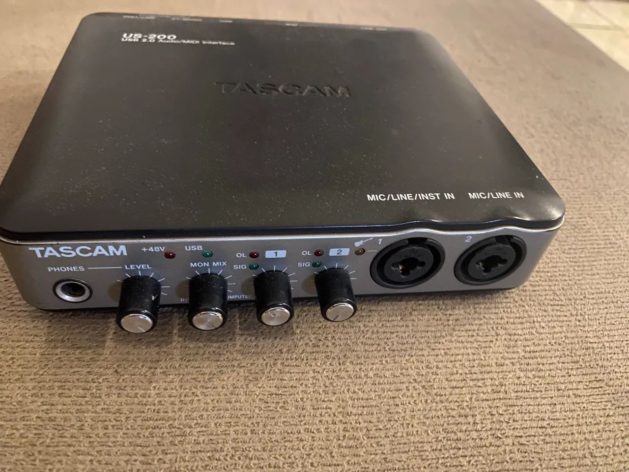 INTERFACE DE ÁUDIO TASCAM US 200 - Estúdio USB mídi - Foto 3