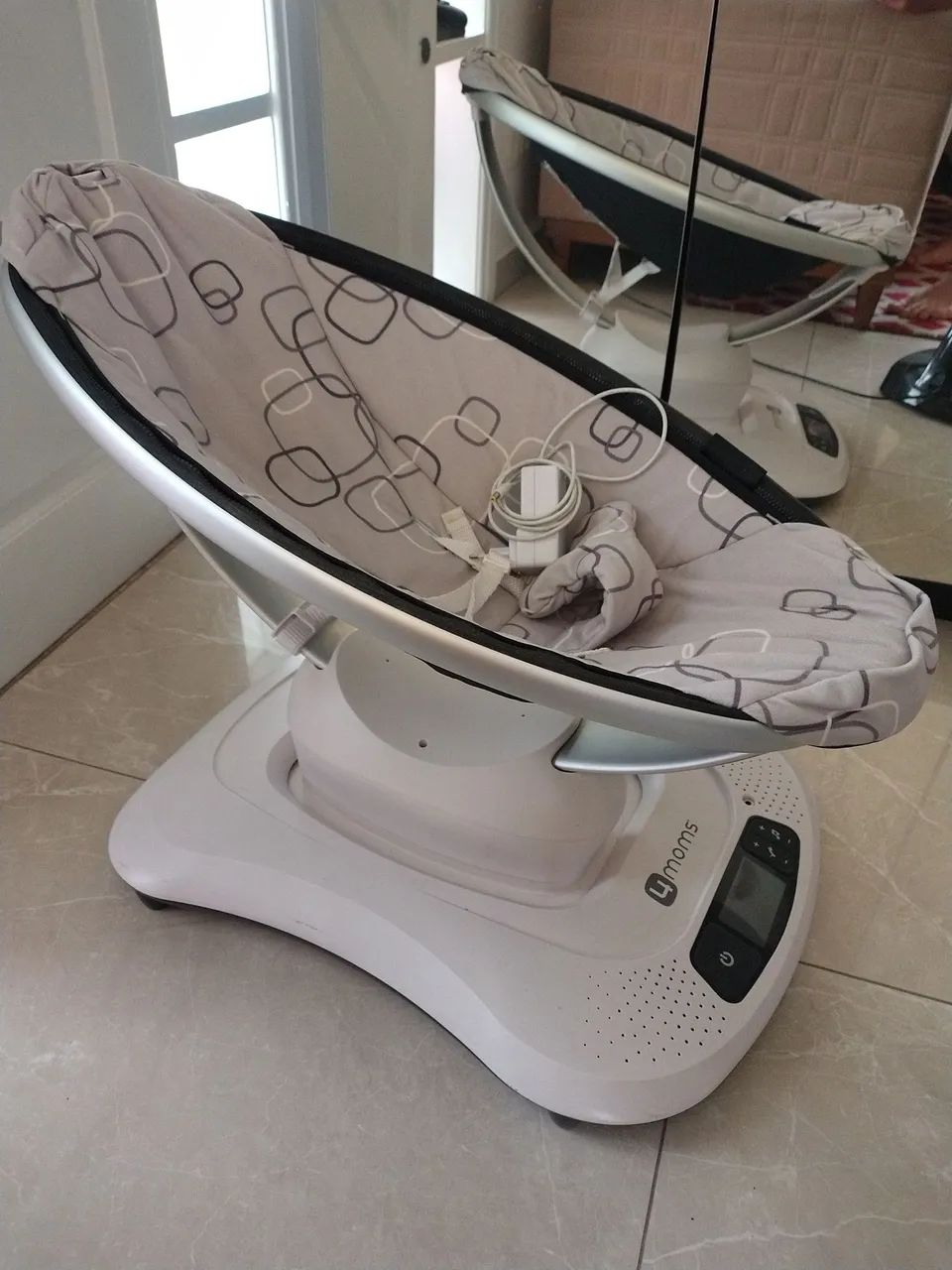 Cadeira de Balanço automática 4 moms - Foto 2