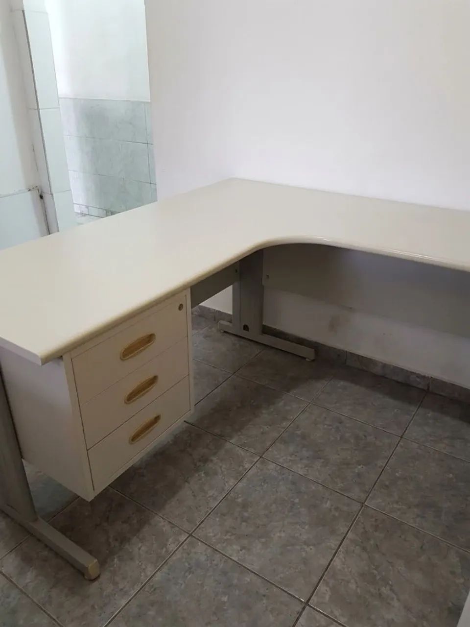 Vendo mesa de escritório  - Foto 2