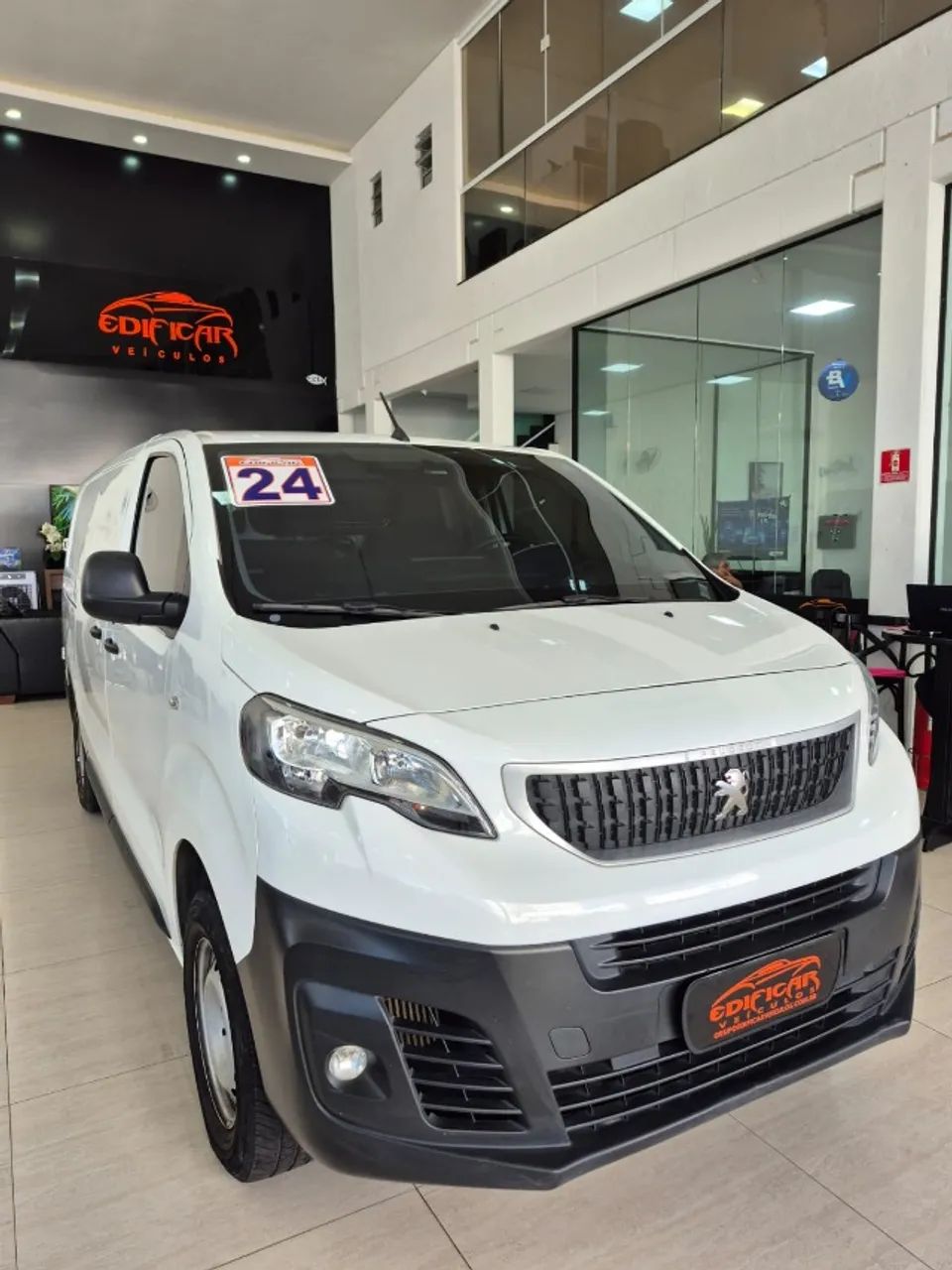 Peugeot Expert 2024