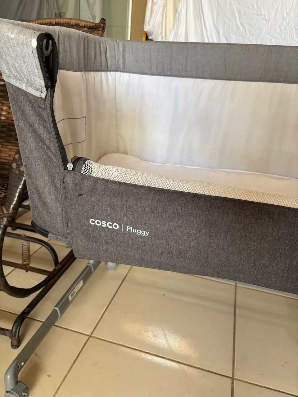 Vendo berço co-bed pluggy. - Foto 4
