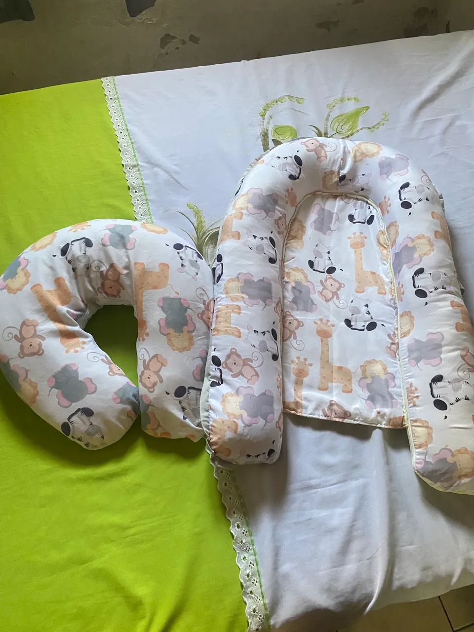 Ninho redutor e Almofada de Amamentação Safari Baby - Foto 5