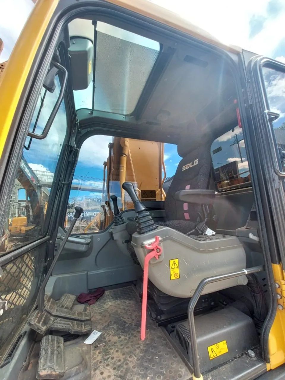 ESCAVADEIRA SDLG 6225E 2024 - Foto 6