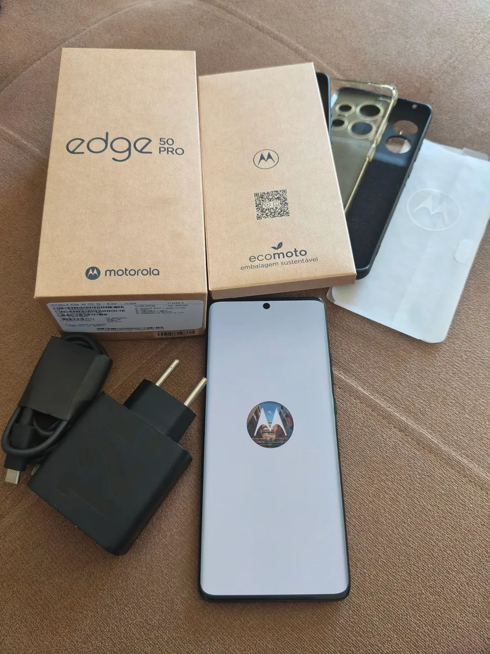 Edge 50 Pro Motorola  - Foto 2