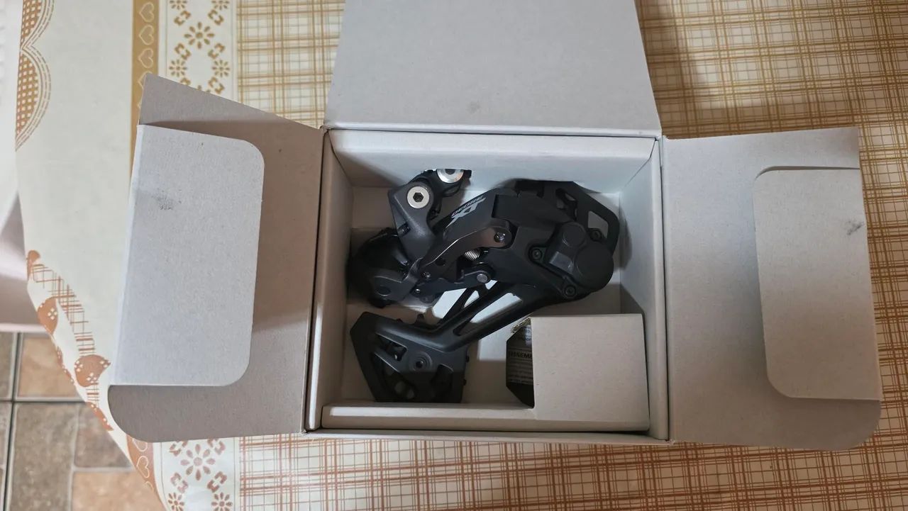 Cambio eletrônico Deore XT M8150 Di2 (com cabo) - Foto 3