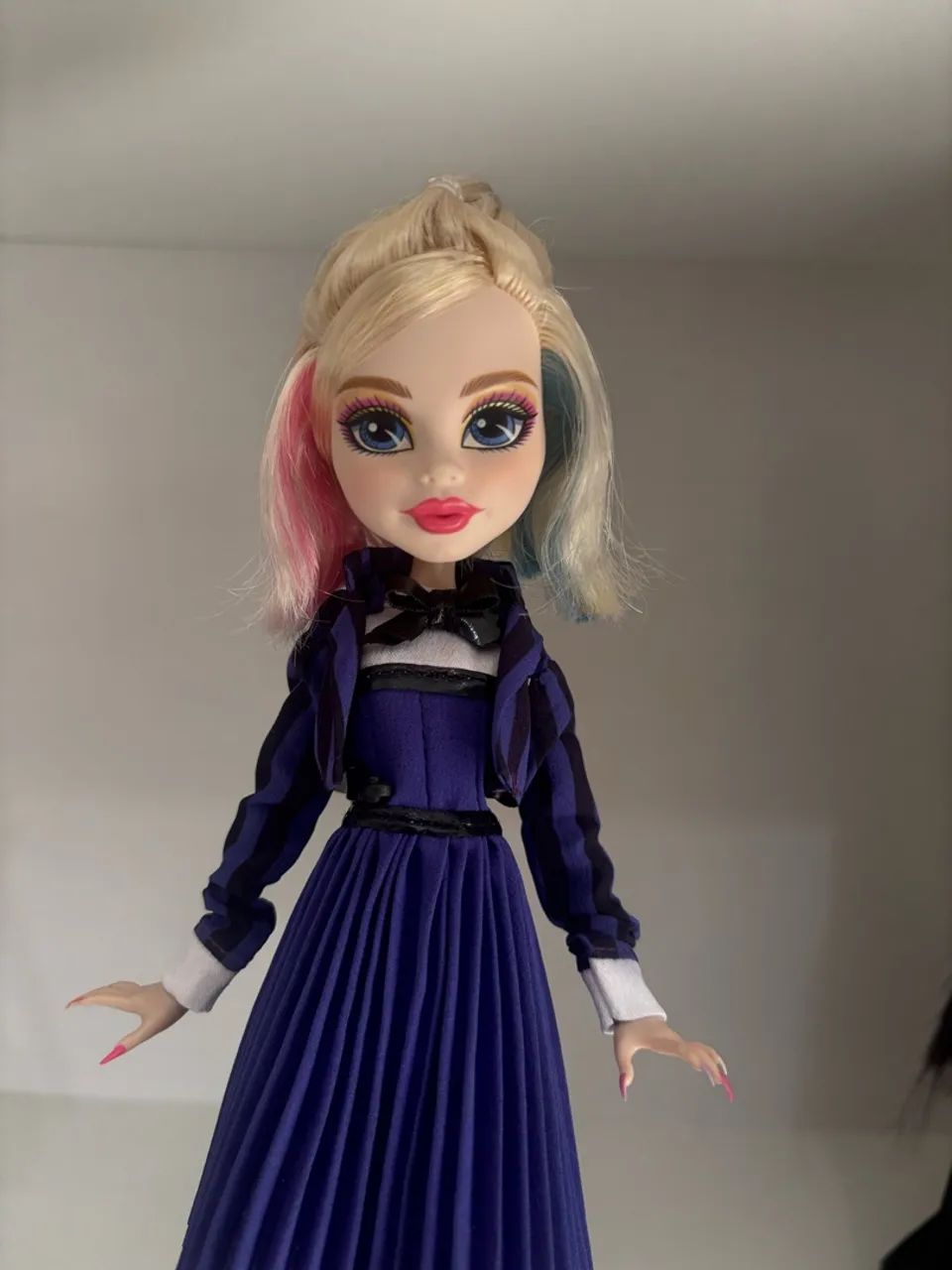 Monster High Enid Sinclair Customizada