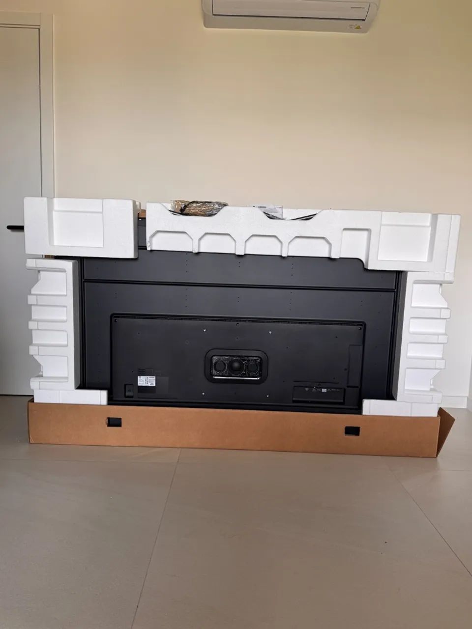 Smart TV Philips The One 75 polegadas - Foto 4