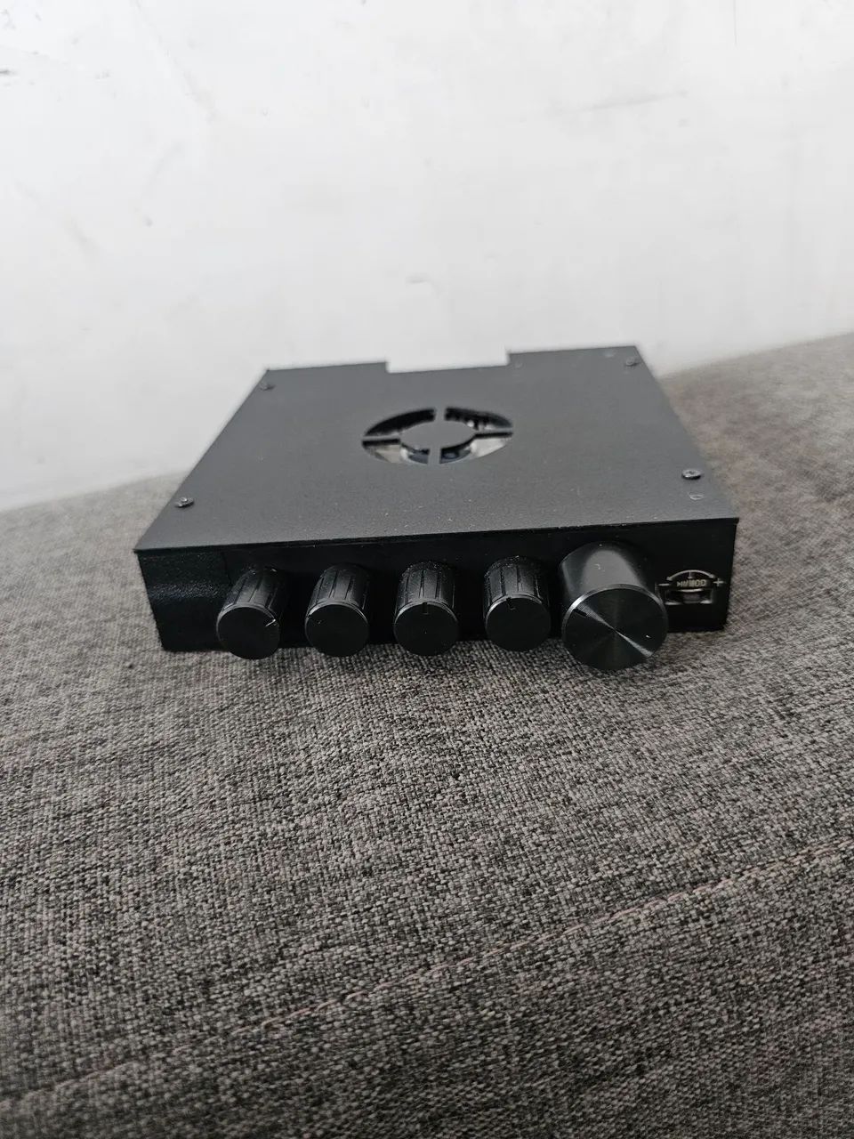 Fonte ZK-WT21 2.1ch / 160w x2 + 220w Subwoofer
