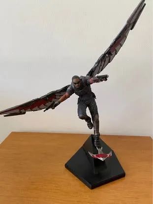 Action Figure Falcon - Iron Studios (Marvel) - BDS Art Scale 1/10 - Civil War - Foto 3