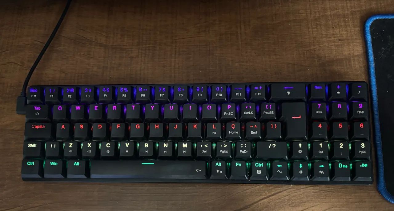 Teclado Gamer RGB Redragon Ashe Switch Brown 75%