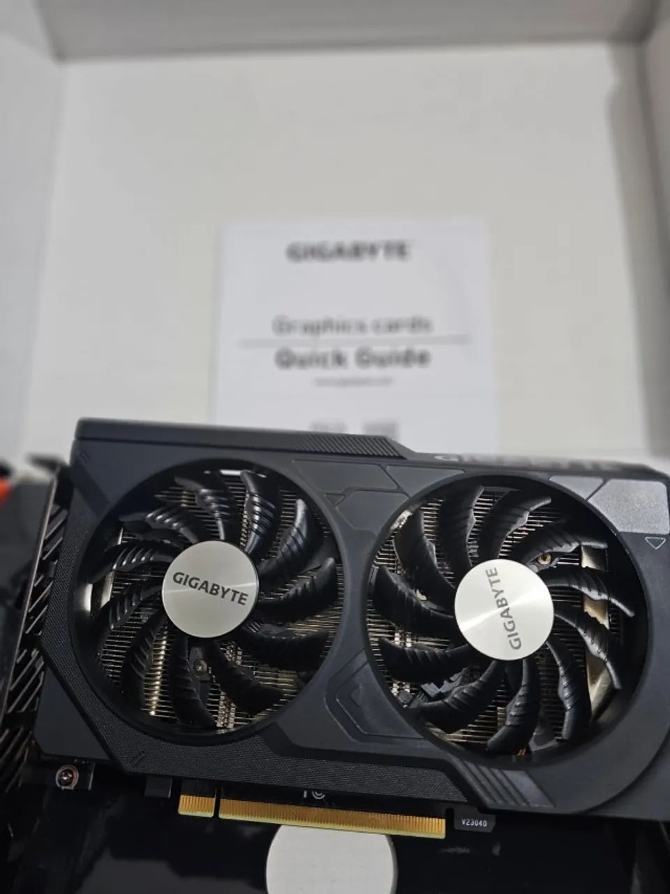 Placa de video RTX 4060 Gigabyte - Foto 2