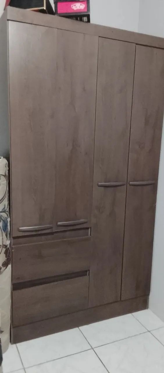 Vendo Guarda roupa 