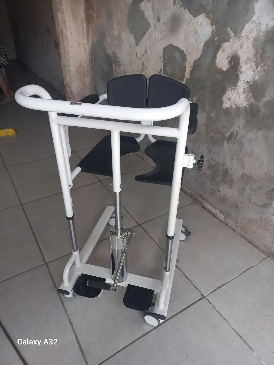Cadeira de transferência  - Foto 2
