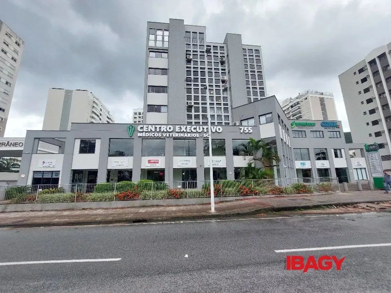 Oportunidade! Salas/Conjuntos em Itacorubi - Florianópolis