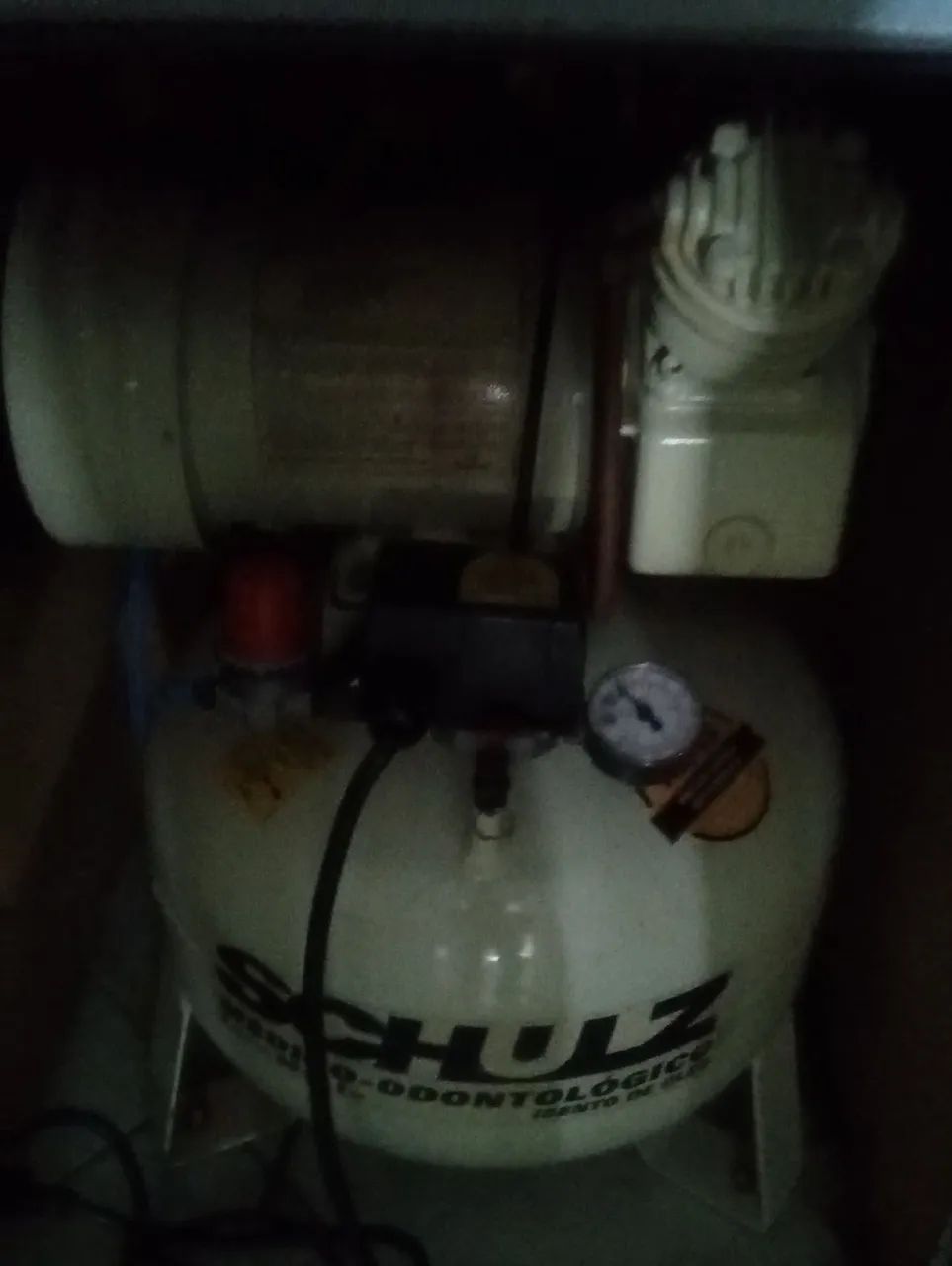 Vendo compressor odontológico 