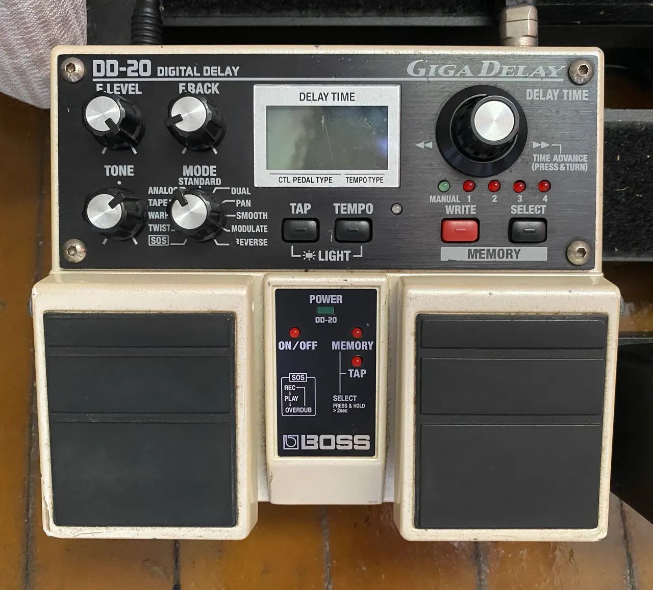 Boss delay DD-20