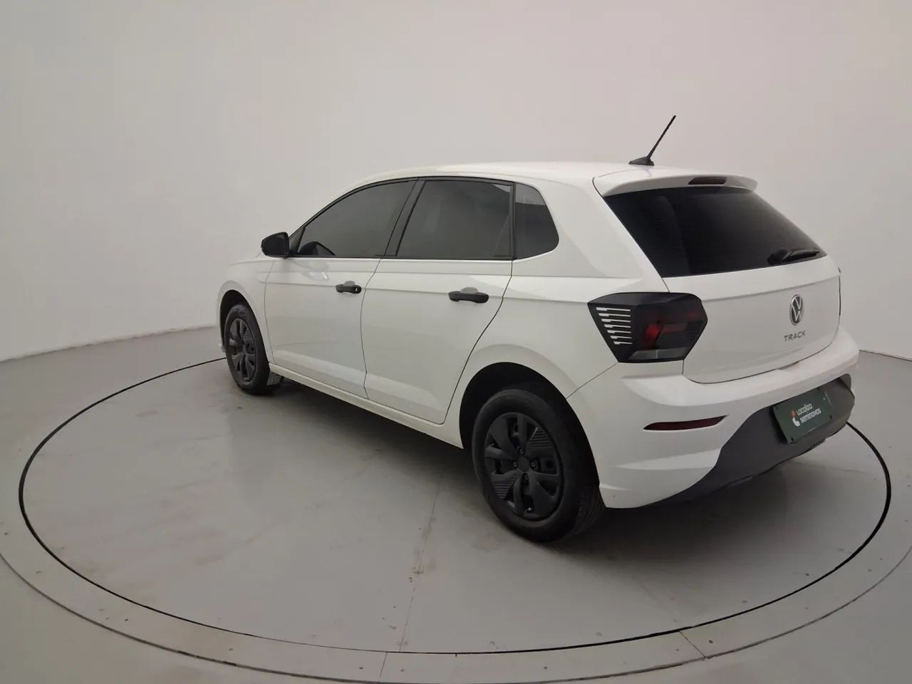 Volkswagen Polo Track 1.0 Flex 12V 5p, foto 3 de 18