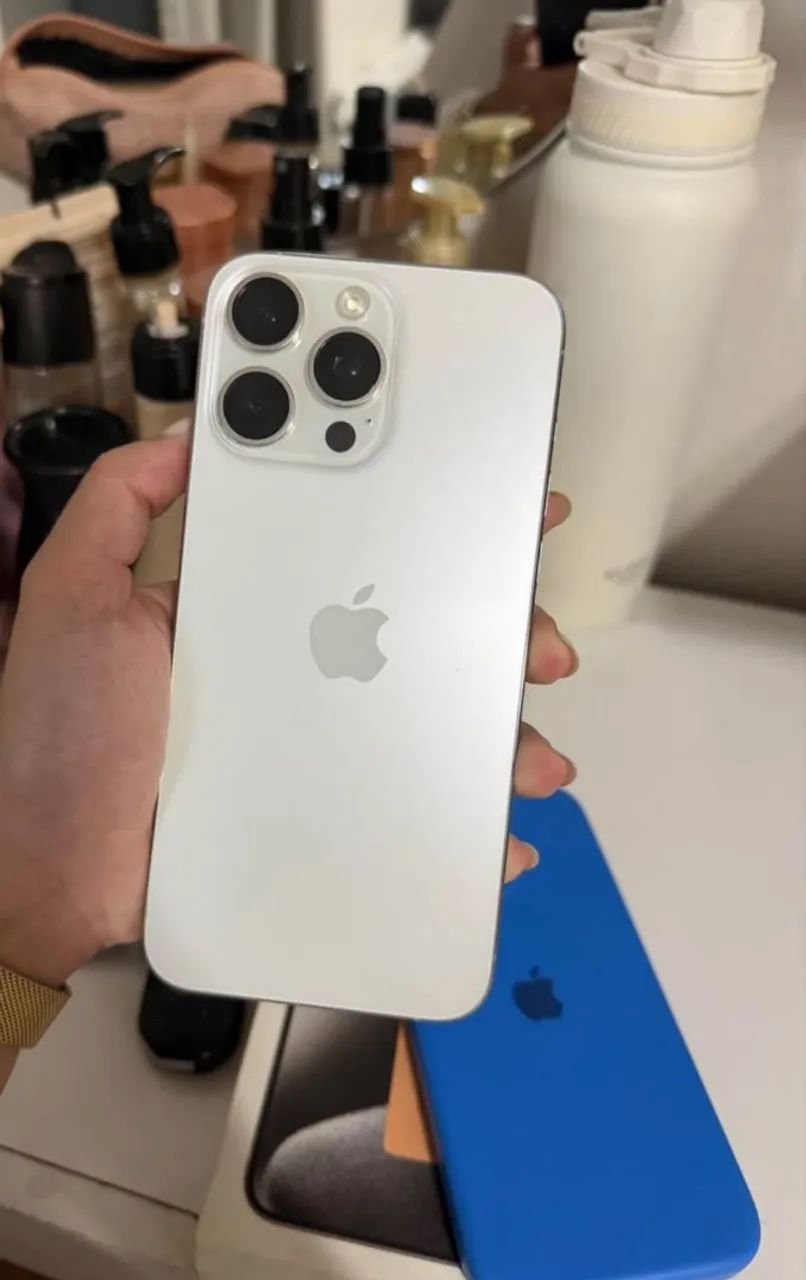 iPhone 15 pro Max 256 - Foto 2