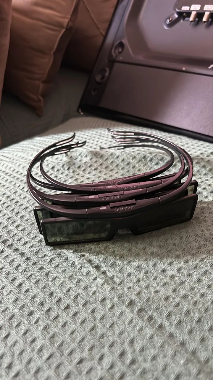 Vende-se TV Samsung 40 polegadas - Foto 2