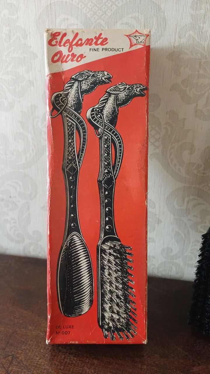 Escova e Calçadeira Vintage "Elefante Ouro" (Conjunto) - Foto 5