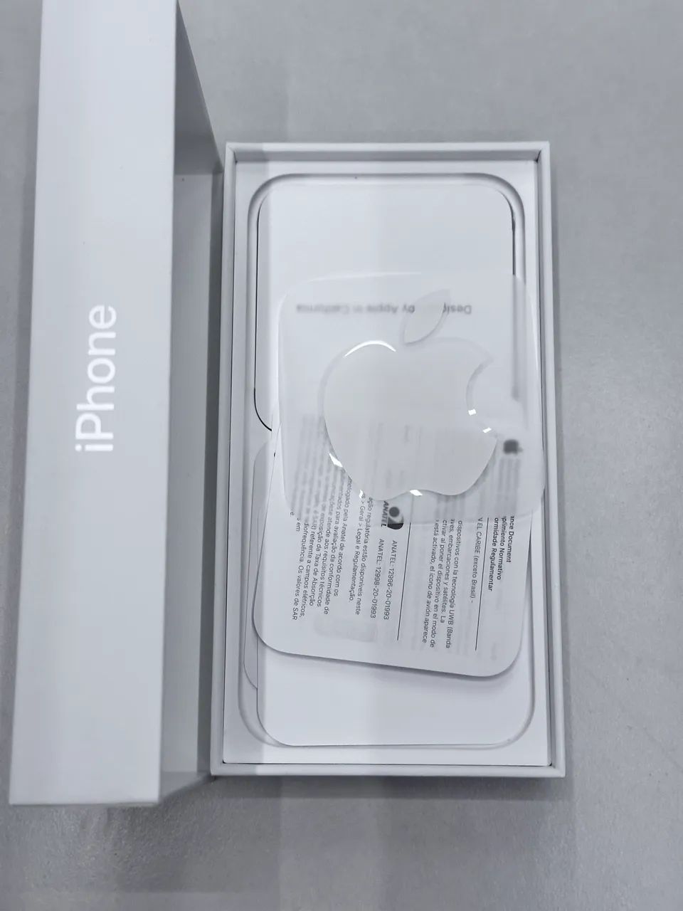 Caixa de iPhone 12 White 128G - Foto 2