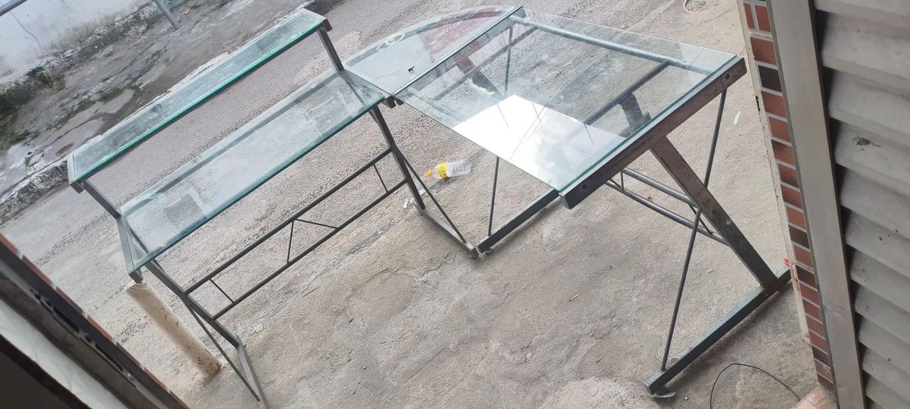 Mesa de escritório tipo L semi-novo  - Foto 2