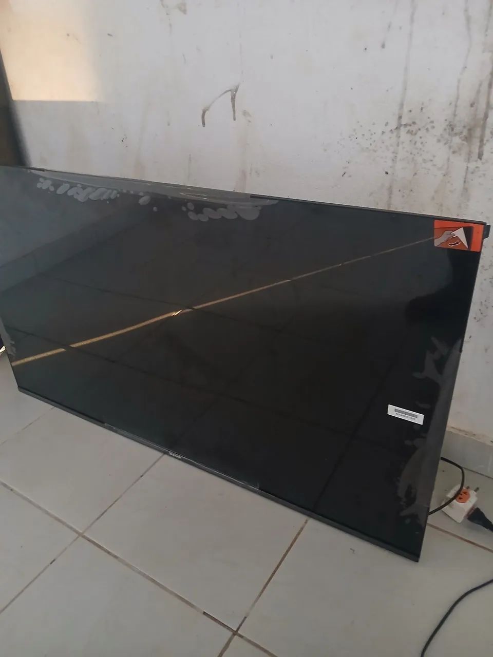 vendo uma TV 43 plgd , detalhe ' esta com defeito - Foto 3