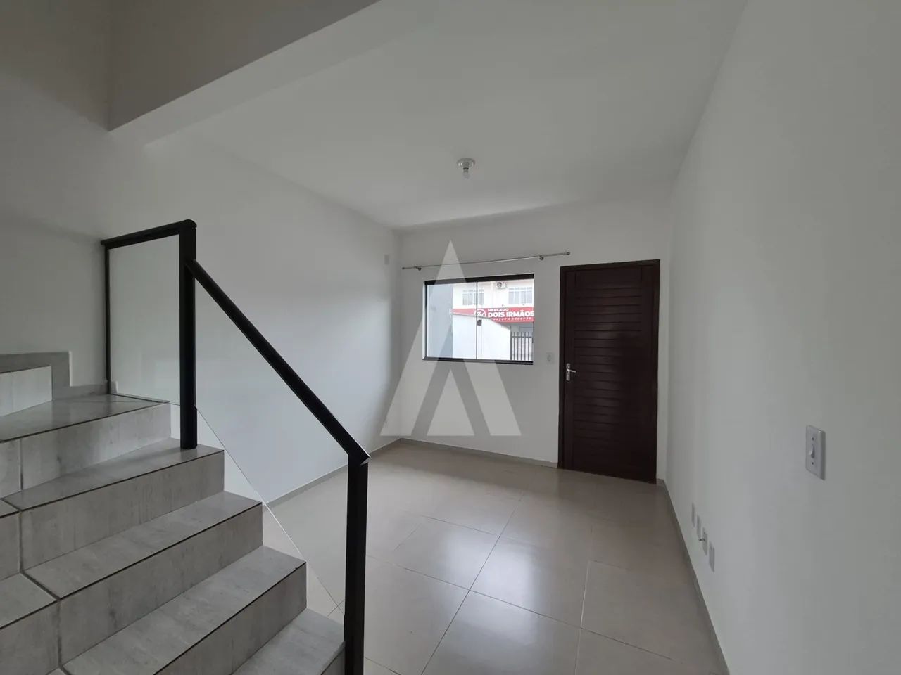 Casa geminada com 02 quartos no bairro Iririu. - Foto 5