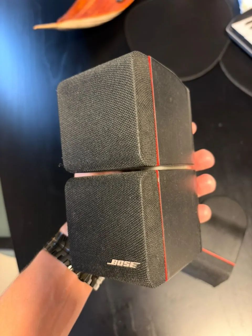 5 caixas Bose Double Cube pretas com friso vermelho - Foto 4