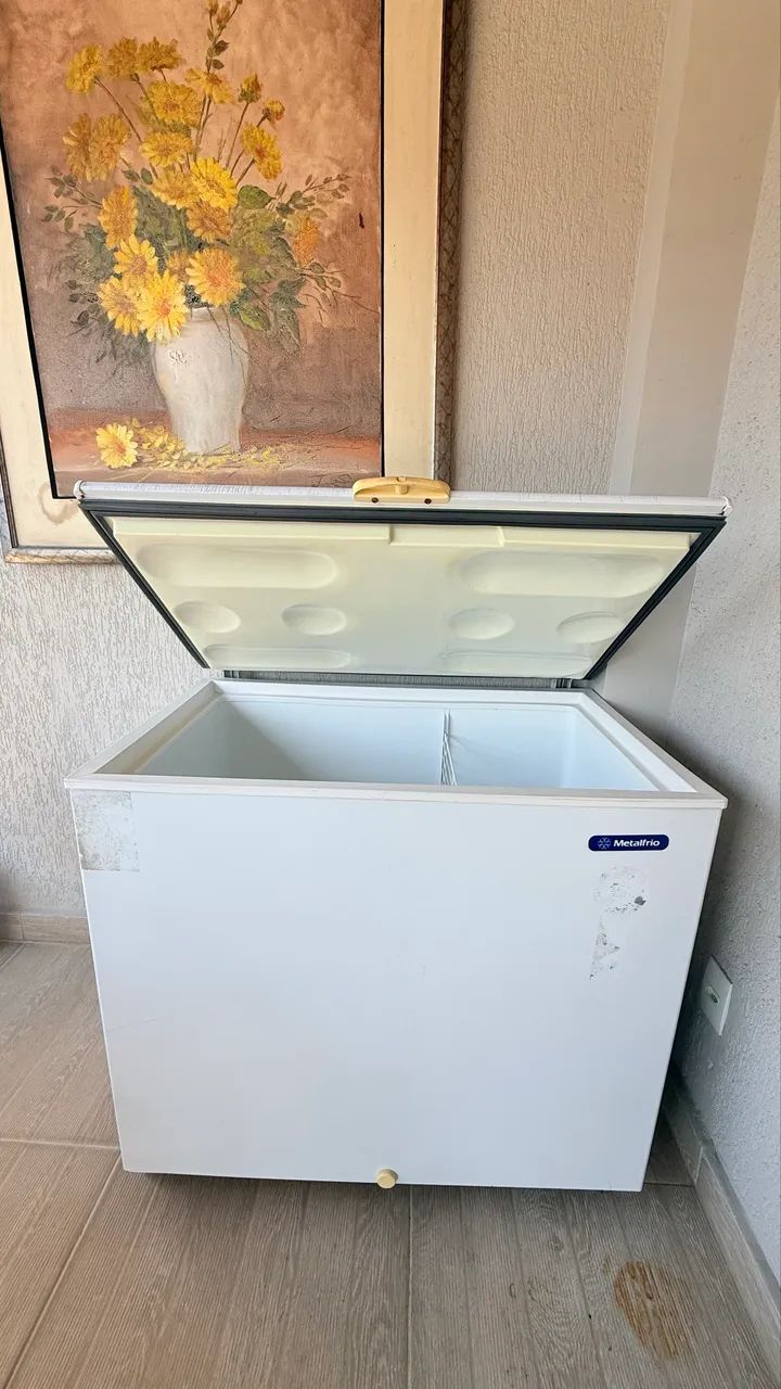 FREEZER METALFRIO 293L - DA302 - 127V - DUPLA AÇÃO - Geladeiras e