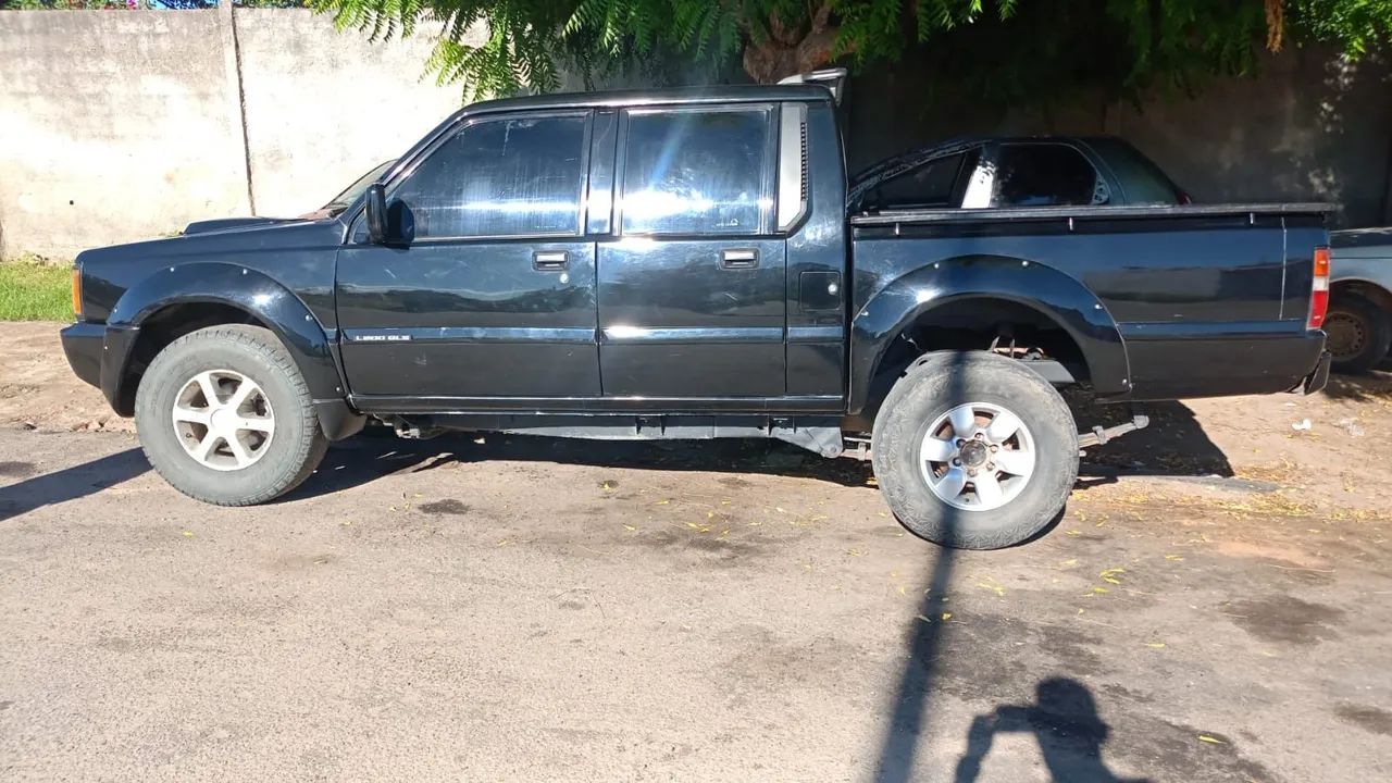 Mitsubishi L200 GLS 2.5 4X4 CD Diesel 2002