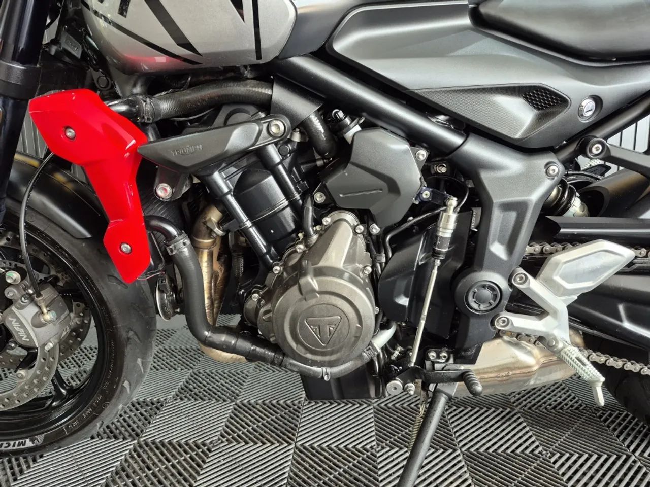 Triumph Trident 660 2024 - Foto 4