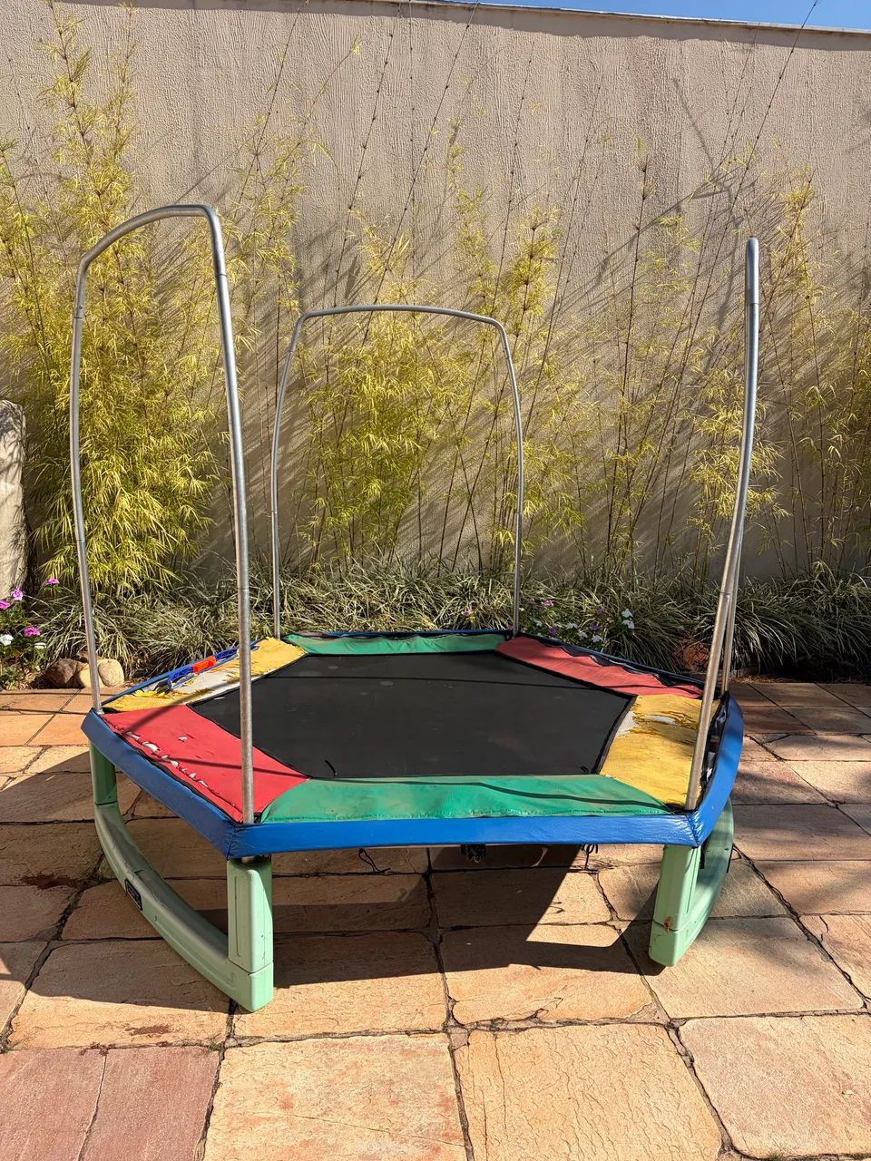 Pula-pula infantil da marca My 1st Trampoline