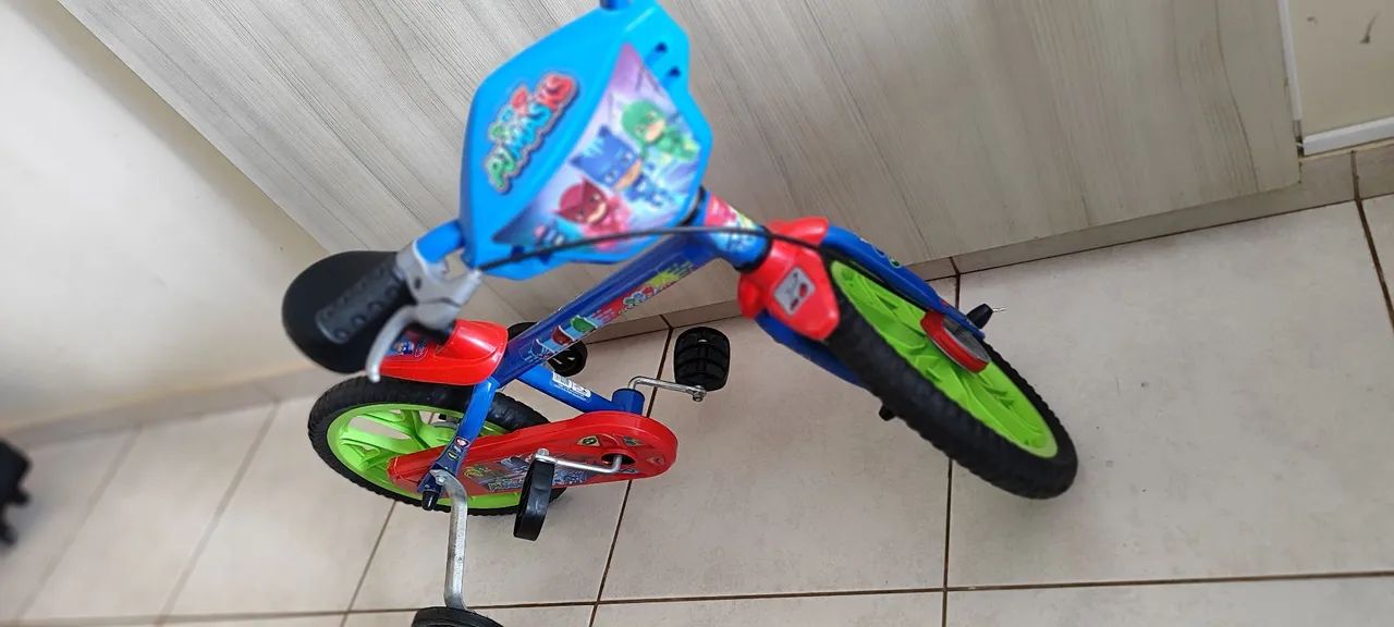 Bicicleta infantil bandeirantes aro 14 - Foto 4