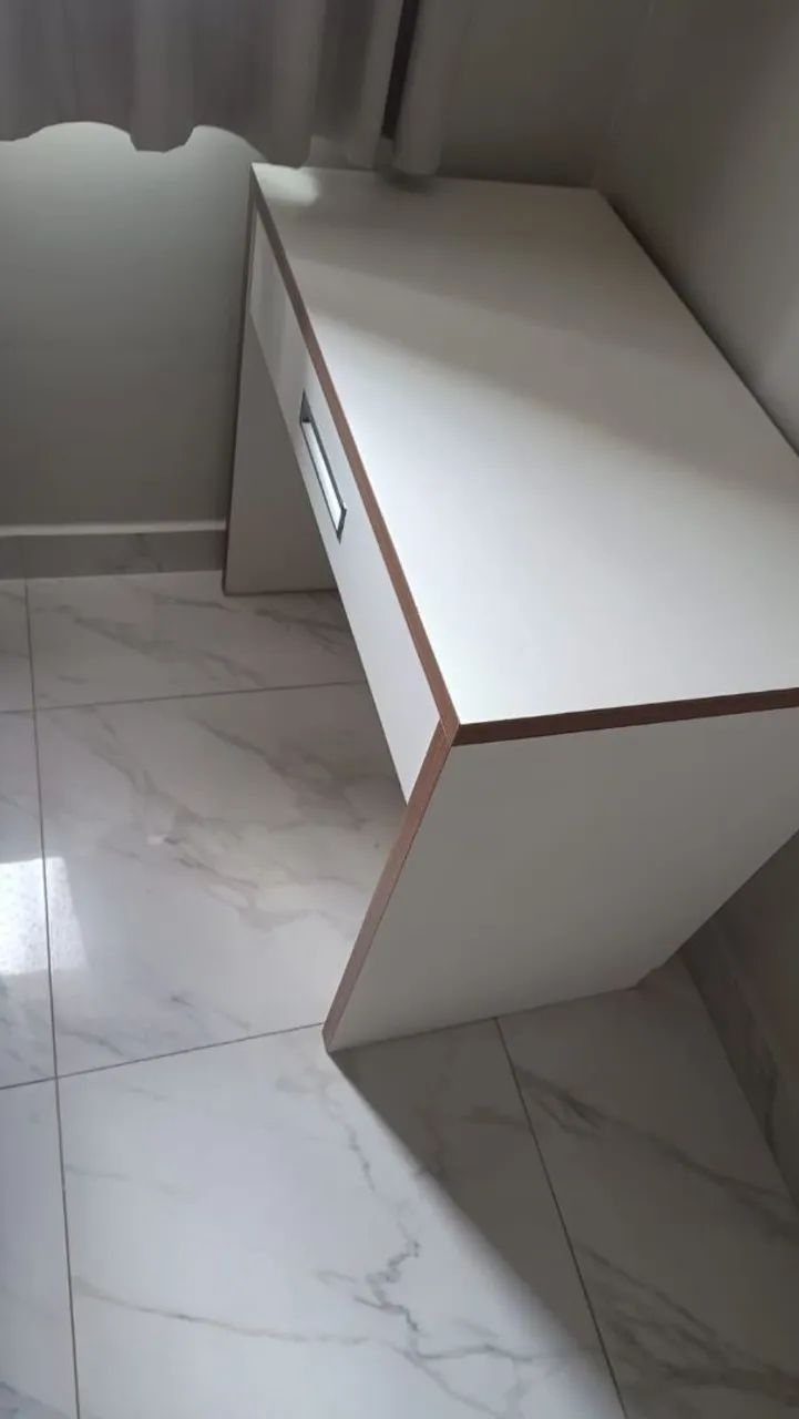 Mesa para computador e outros!