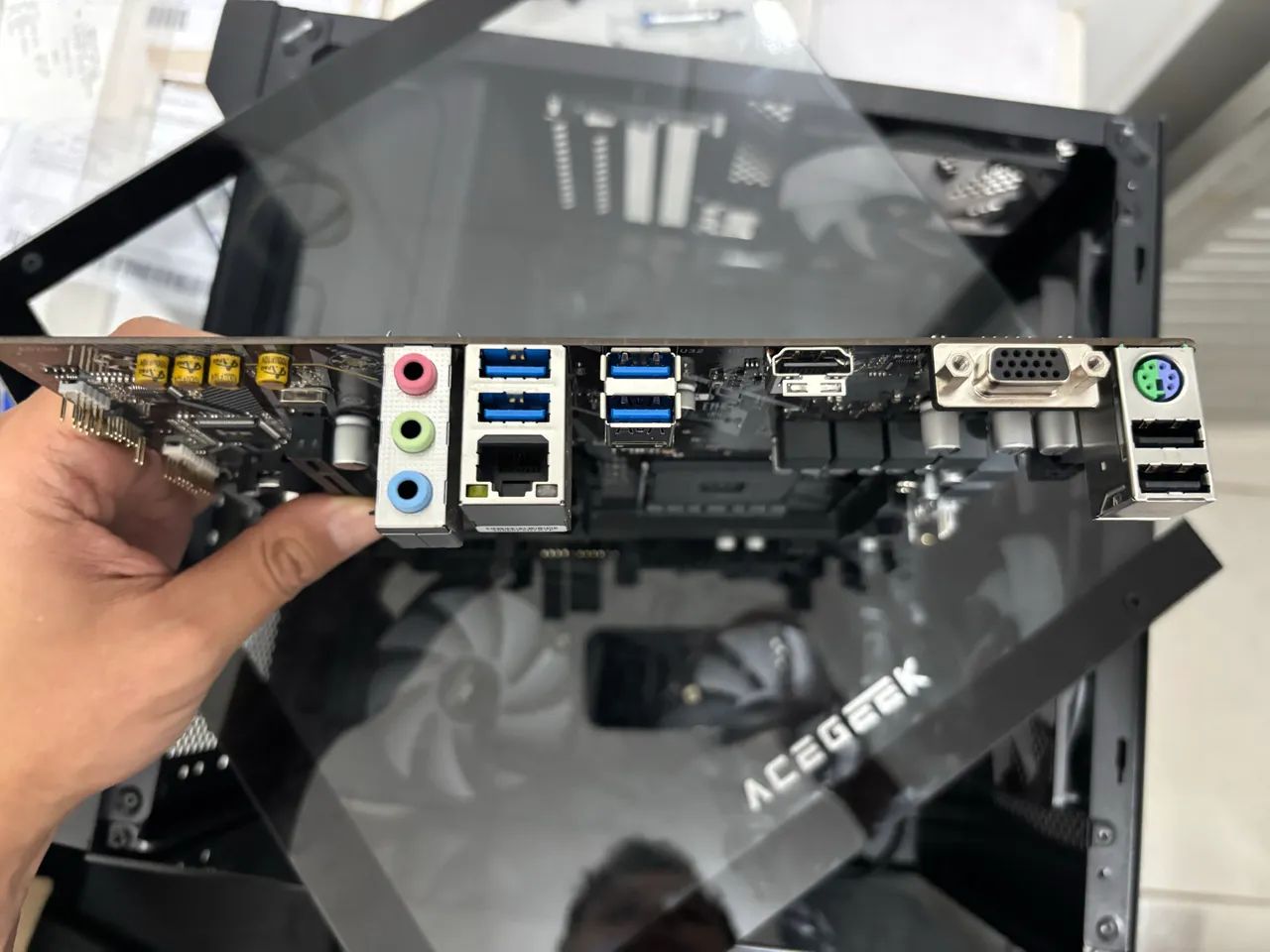 Placa mãe gigabyte A520M K V2 DDR4 - Foto 3