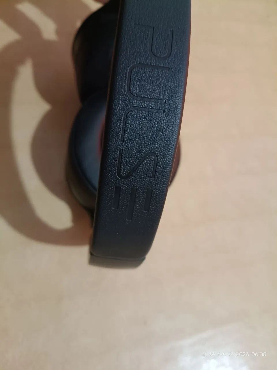Headphone Bluetooth com Cancelamento de Ruído - Semi Novo - Foto 4