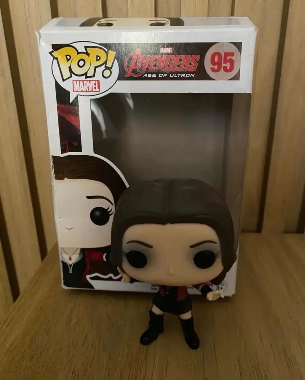 Pop!marvel Scarlet Witch 95. Rara, apenas retirada da caixa. 