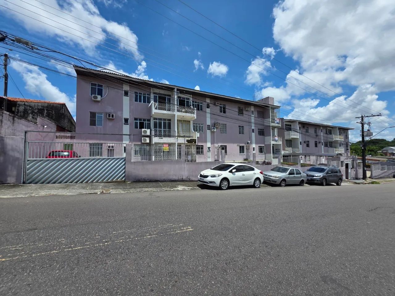 Apartamento no coração do Aleixo (VENDO)