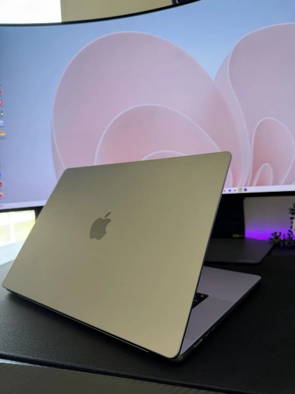 MacBook Pro 16 M1 Max 32GB 1TB | GPU 32 Núcleos - Foto 2