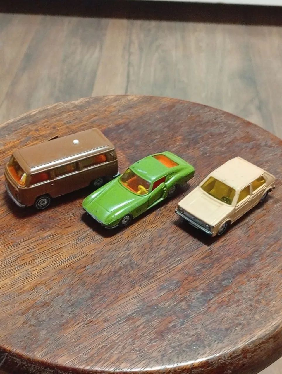 Três carrinhos colecionaveis reservado marca SiKu - Hobbies e