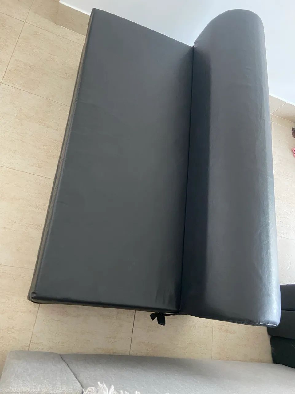 Sofá Cama Preto - Tok Stok - Foto 2