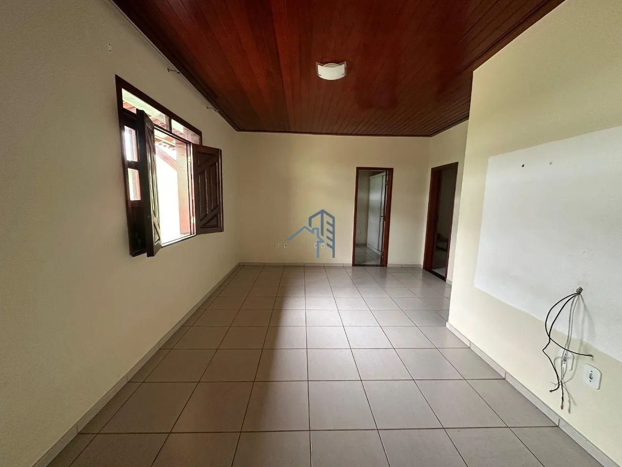 CASA COM 3/4 SENDO UMA SUÍTE - Foto 5