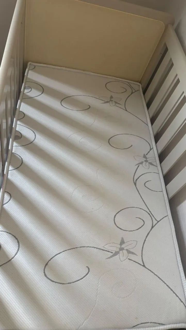 Vendo berço/mini cama Brisa  pouquíssimo usado - Foto 3