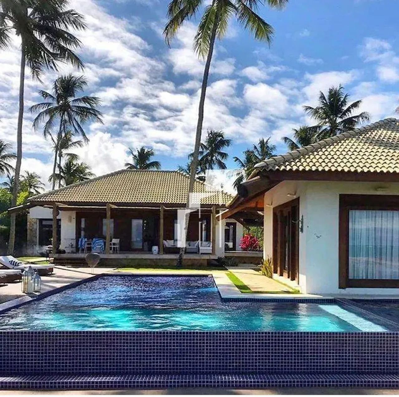 Casa Com 5 Suítes - Beira Mar - Barreiros - PE