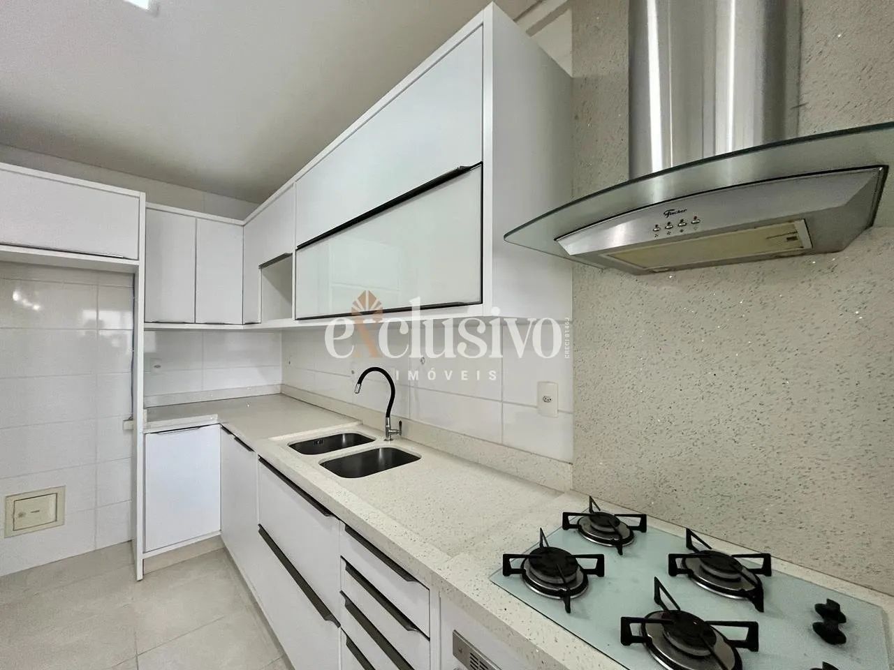 Apartamento 2 dormitórios com suíte no Estreito - Foto 4