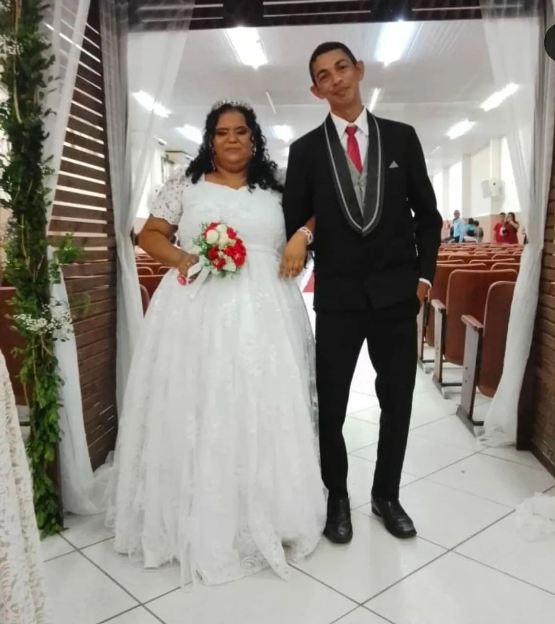 ALUGUEL E VENDA DE ROUPAS PARA CASAMENTO - Foto 3
